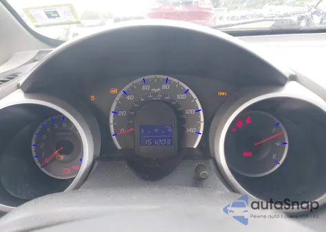 2013 Honda Fit z USA, uszkodzony, nr VIN JHMGE8H31DC069182